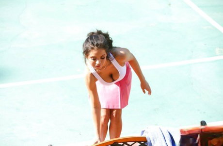 Big titted Latina Yurizan Beltran switches from tennis to deepthroats
