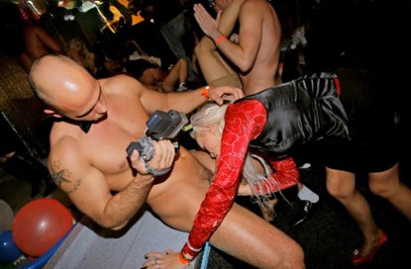 Tarra White going wild with her friends at the drunk european party