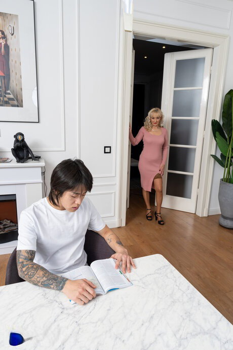 Mature NL starring Amanda, Koudai Porn Images