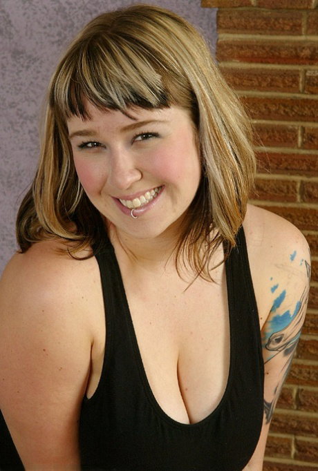 ATK Archives performed by Bunny Nude Gallery