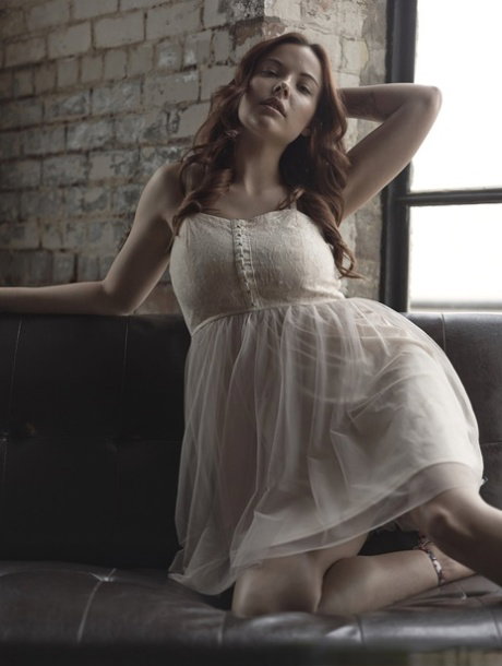 Official Elizabeth Marxs Elizabeth Marxs
