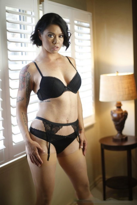 Attractive MILF Dana Vespoli gets her pussy rammed by her husband's friend