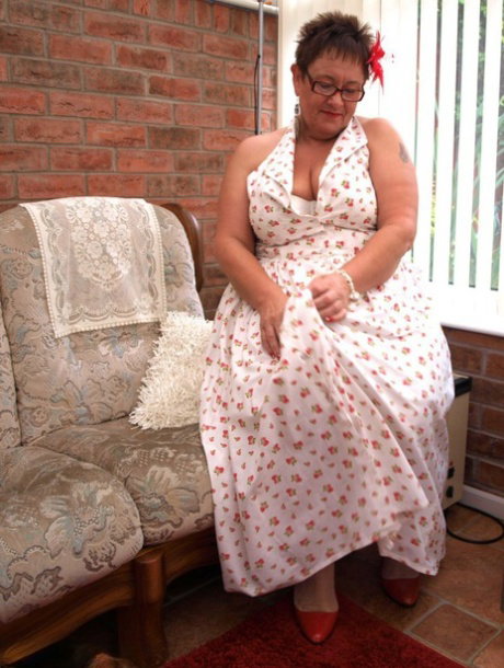 Fun loving mature WarmSweetHoney bends for panty upskirt & bares huge big tits
