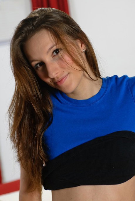 Slippy teen in jeans shorts undressing and exposing her slit in close up