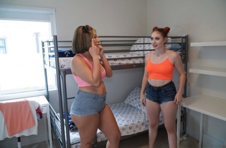 Stepsisters Valentina Jewels & Arietta Adams show their curves & ride a dick