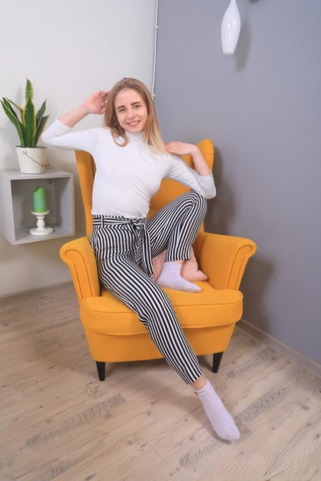 Cute teen Anastasia B toys her bald cunt while flaunting her perfect booty