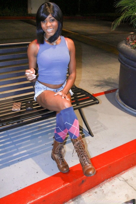 Hot Ebony coquette Karma May sucks and takes in pussy big white boner