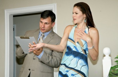 Brunette cougar Samantha Ryan seduces and bangs a survey taker