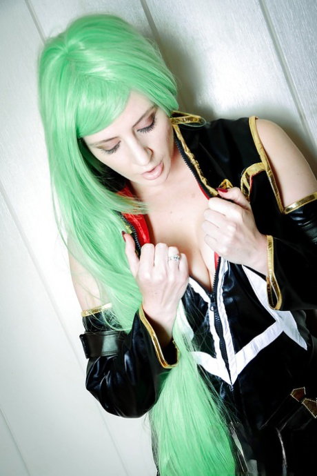 Cosplay photo gallery featuring Euro fetish babe Samantha Bentley
