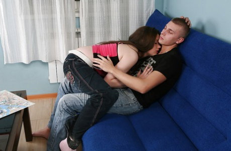 Hairy teen slut Beyonce sports nice creampie after having vaginal sex