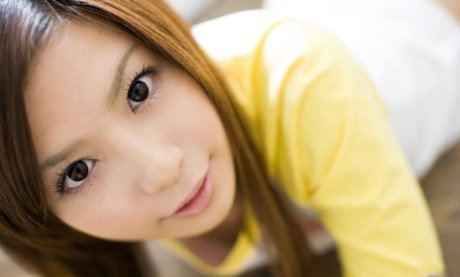 Adorable Japanese teen Riri Kuribayashi gets totally naked while changing