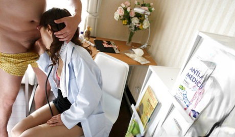 Slutty asian doctor gets her hairy pussy fingered and boned-up