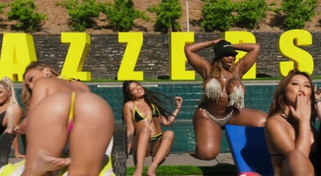 Brazzers Network performed by Blake Blossom, Jenna Foxx Hot Gallery