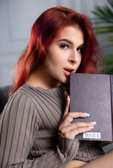Met Art performed by Pandora Red Porn Images