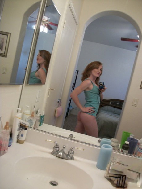 Slutty amateur ginger Lucy Fire getting her meaty pussy finger fucked