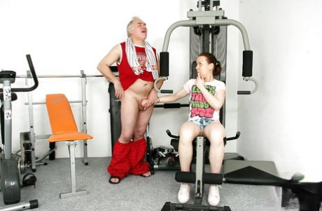 Sporty teen girl Milada gives a blowjob and gets screwed in the gym