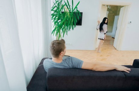 Pettie European teen Crystal Greenvelle gets orally pleased and screwed