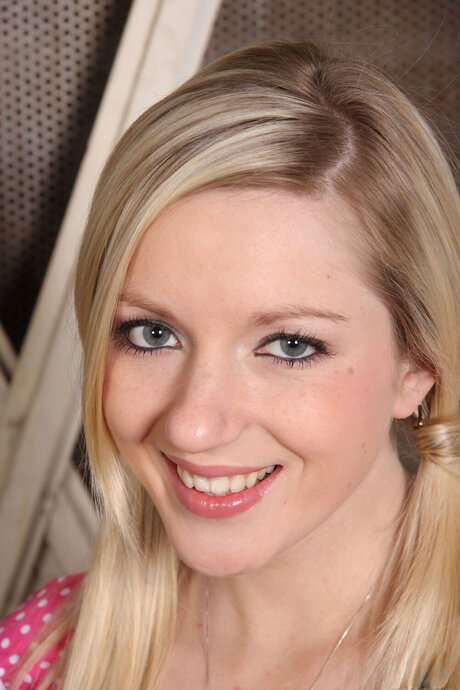 Mr POV featuring Kylee Reese Naked Pics