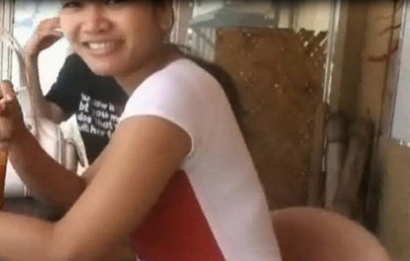 Filipino girl has no identity card and policeman fucks her in a hotel room