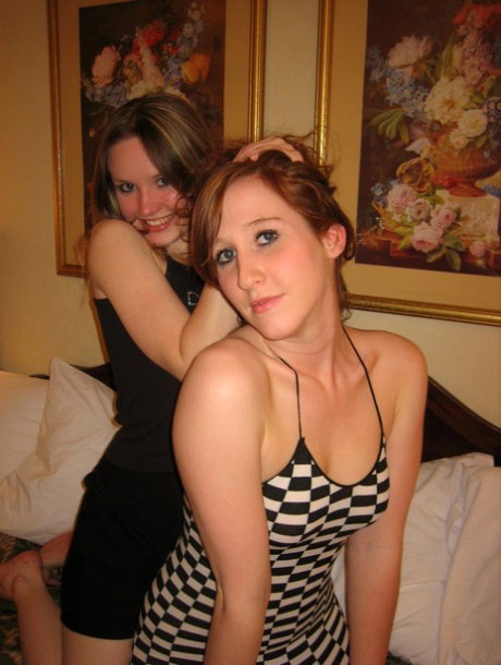 Les Archive featuring Anna, Kitty XXX Photos