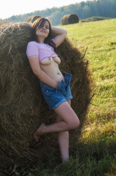 ManyVids SandySwitch featuring Sandy Switch Nude Images