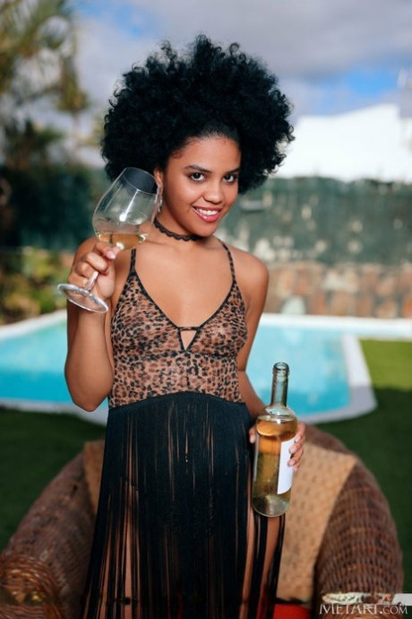 Brazilian beauty Selva Lapiedra gets totally naked on backyard furniture