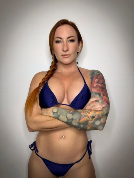 Tattooed wrestler Sophia Locke gets stripped and banged by a huge dude