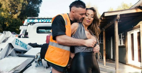 Sexy MILF Richelle Ryan has intercourse with a tow truck driver after a tow