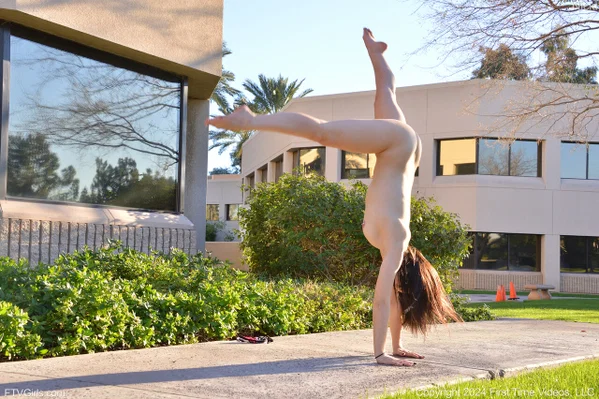 FTV Girls Nicki  - Upskirt, Beautiful, Petite, Skirt, Pretty, Perfect, Outdoor, Amateur, Ass, Flexible  - Photo 18