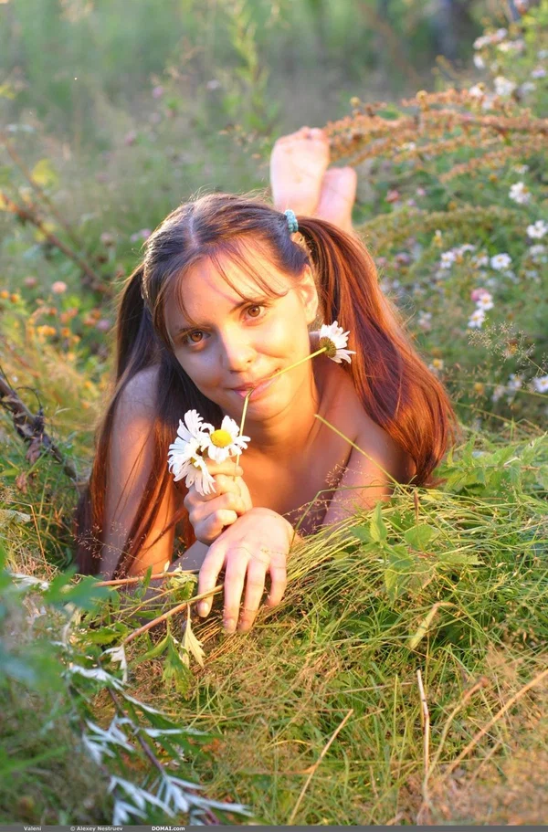 Domai featuring Valeni Nude Images  - Model, Teen, Glamour, Beautiful, Cute, Babe, Solo  - Photo 16