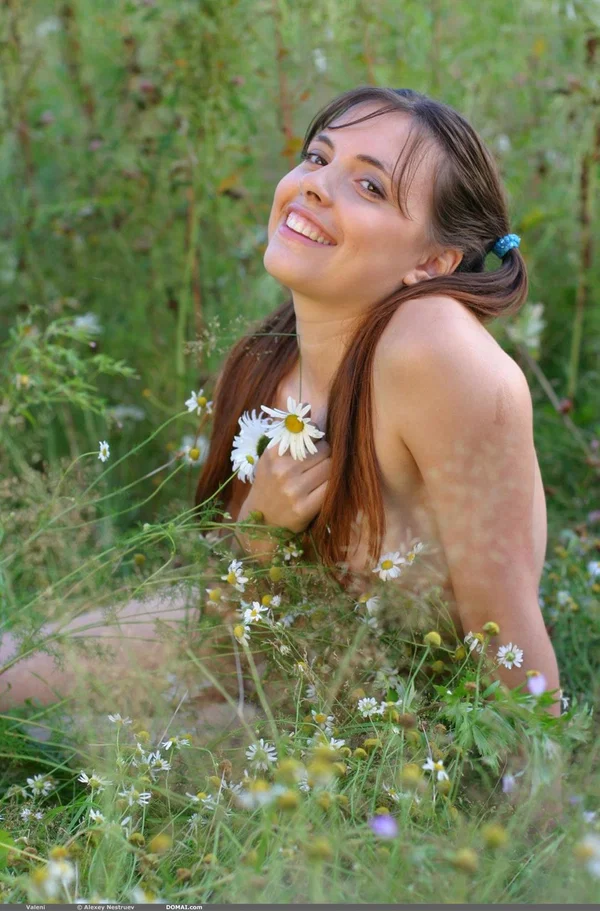 Domai featuring Valeni Nude Images  - Model, Teen, Glamour, Beautiful, Cute, Babe, Solo  - Photo 18