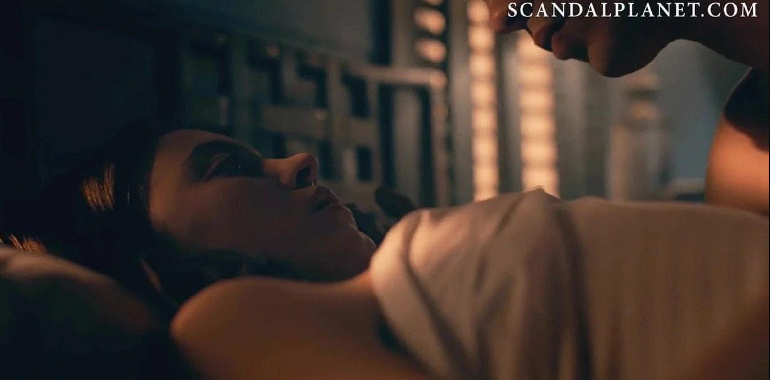 Sydney Sweeney Sex Defloration Scene from 'The Handmaid's Ta